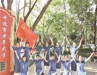 女生喜欢一个人会有什么表现？